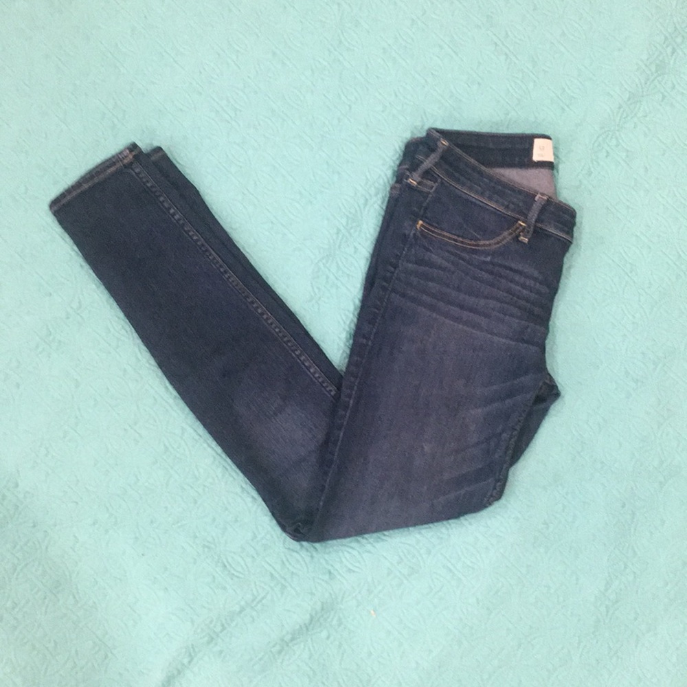 Low Rise Hollister Dark Wash Jeans